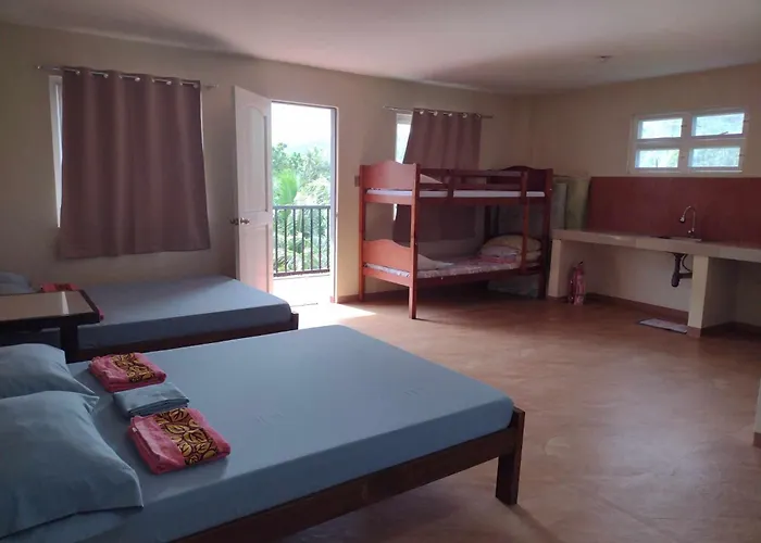 Suki Beach Resort "3-3" Family Aircon Room